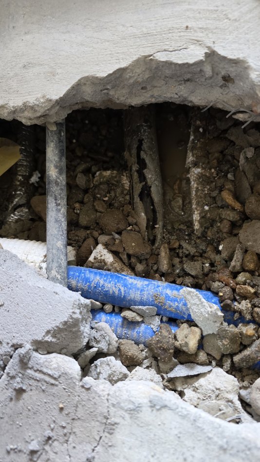 아파트 계량기 메인배관 파손 수선 - 광주광역시 배관 시공 사진 4