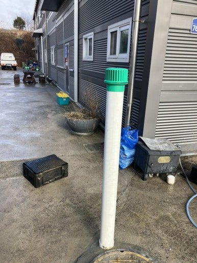 후진 차량으로 파손된 정화조 에어벤트 PVC 배관 수리 - 광주광역시 배관 시공 사진 8